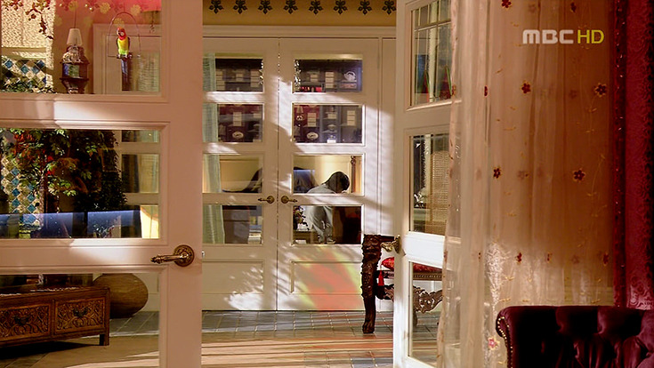 <궁>을-본-일본쪽에서는-도대체-어떤-세팅값을-써서-촬영했기에-저런-색감이-나오느냐”고…-5-이미지