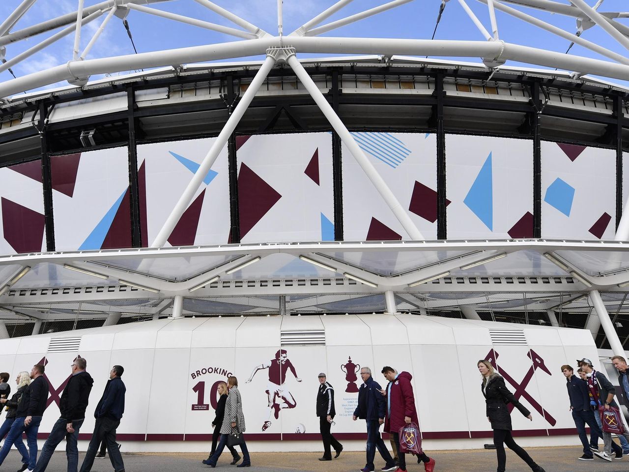 웨스트햄-런던스타디움의-전용구장으로-변천사-14-이미지