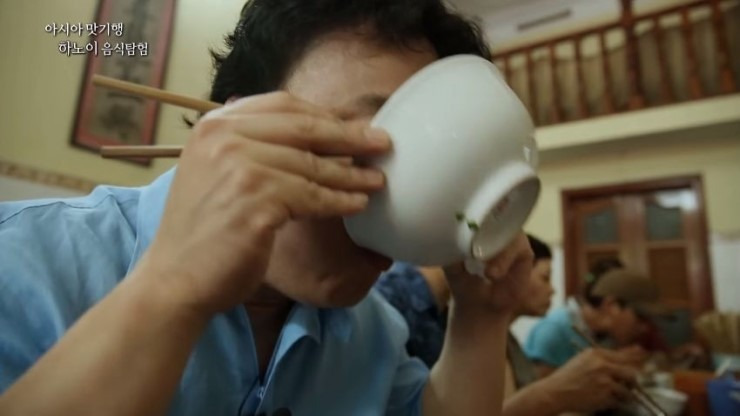 백종원이-연신-극찬한-베트남-쌀국수집-22-이미지