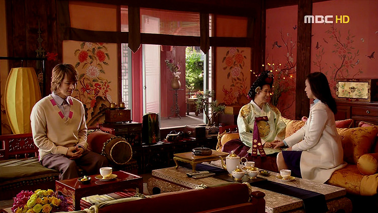 <궁>을-본-일본쪽에서는-도대체-어떤-세팅값을-써서-촬영했기에-저런-색감이-나오느냐”고…-35-이미지