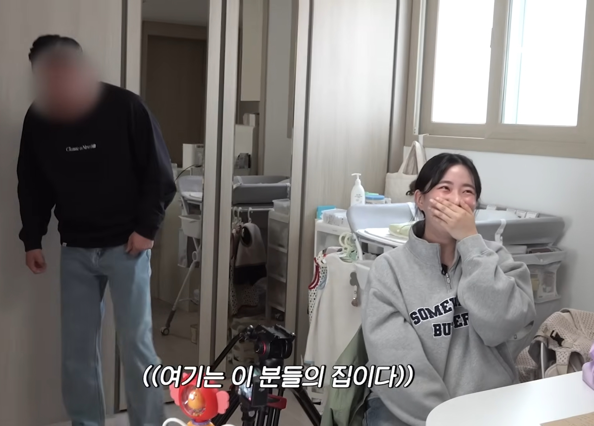 육아-컨텐츠-찍으려고-사연-받아서-갔는데-아이즈원-활동-당시-가드-집이었던-이채연.jpg-10-이미지