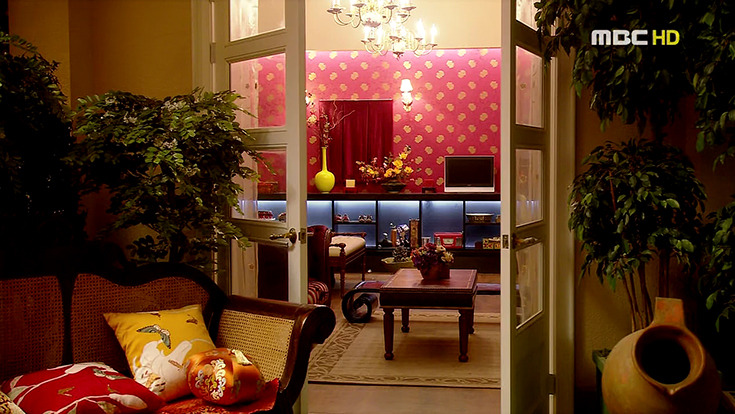 <궁>을-본-일본쪽에서는-도대체-어떤-세팅값을-써서-촬영했기에-저런-색감이-나오느냐”고…-13-이미지