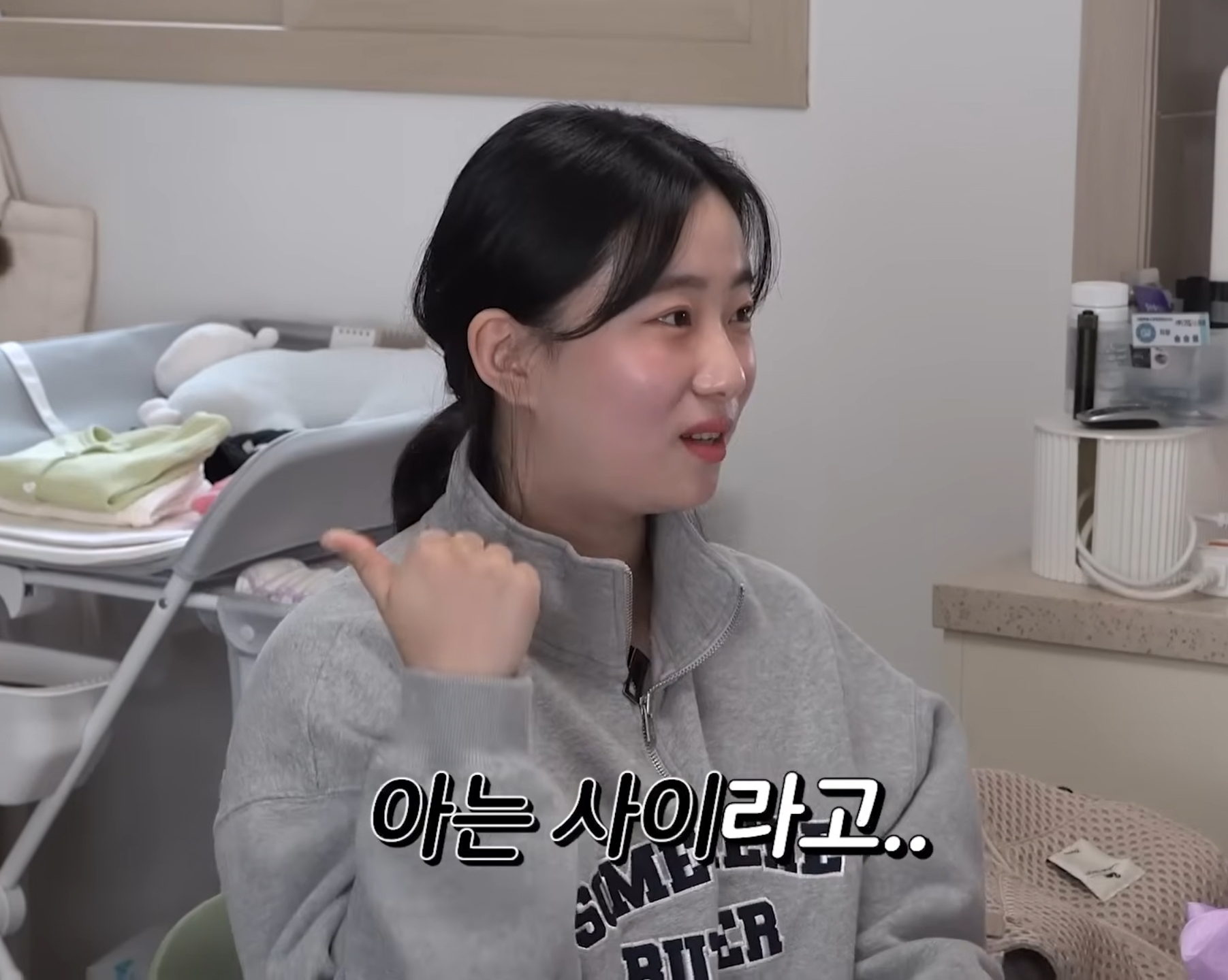 육아-컨텐츠-찍으려고-사연-받아서-갔는데-아이즈원-활동-당시-가드-집이었던-이채연.jpg-14-이미지