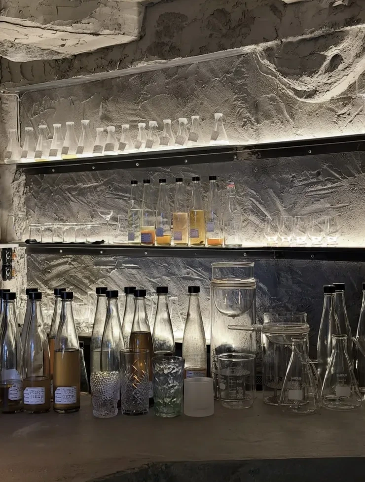 용산에-새로-생겼다는-바.jpg-4-이미지