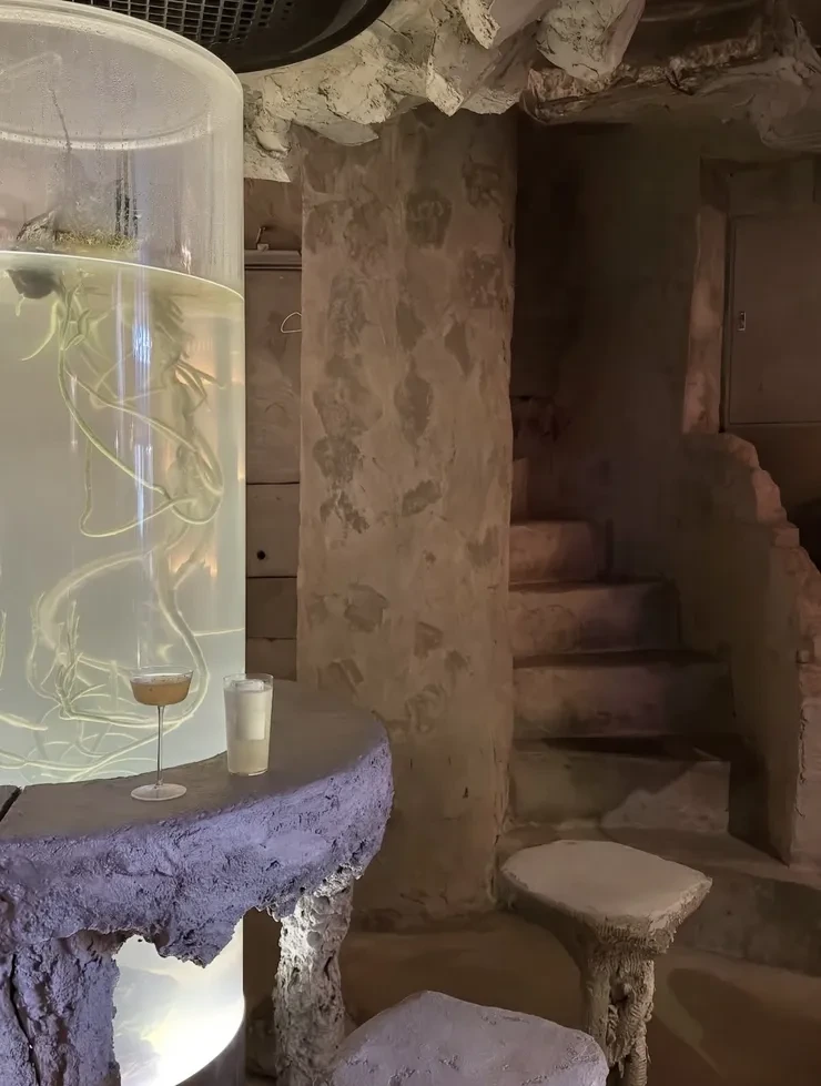 용산에-새로-생겼다는-바.jpg-2-이미지