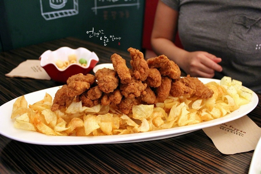 추억의-치킨집-'더-후라이팬'-4-이미지