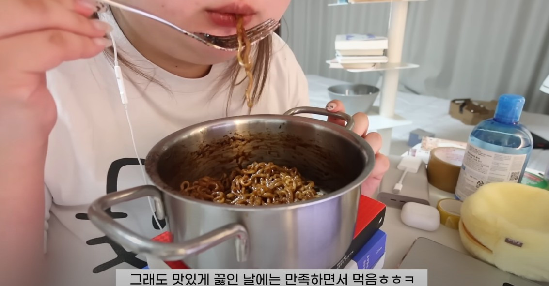 유튜브에-재능-있다는-소리-듣는-한-고도비만-유튜버-12-이미지