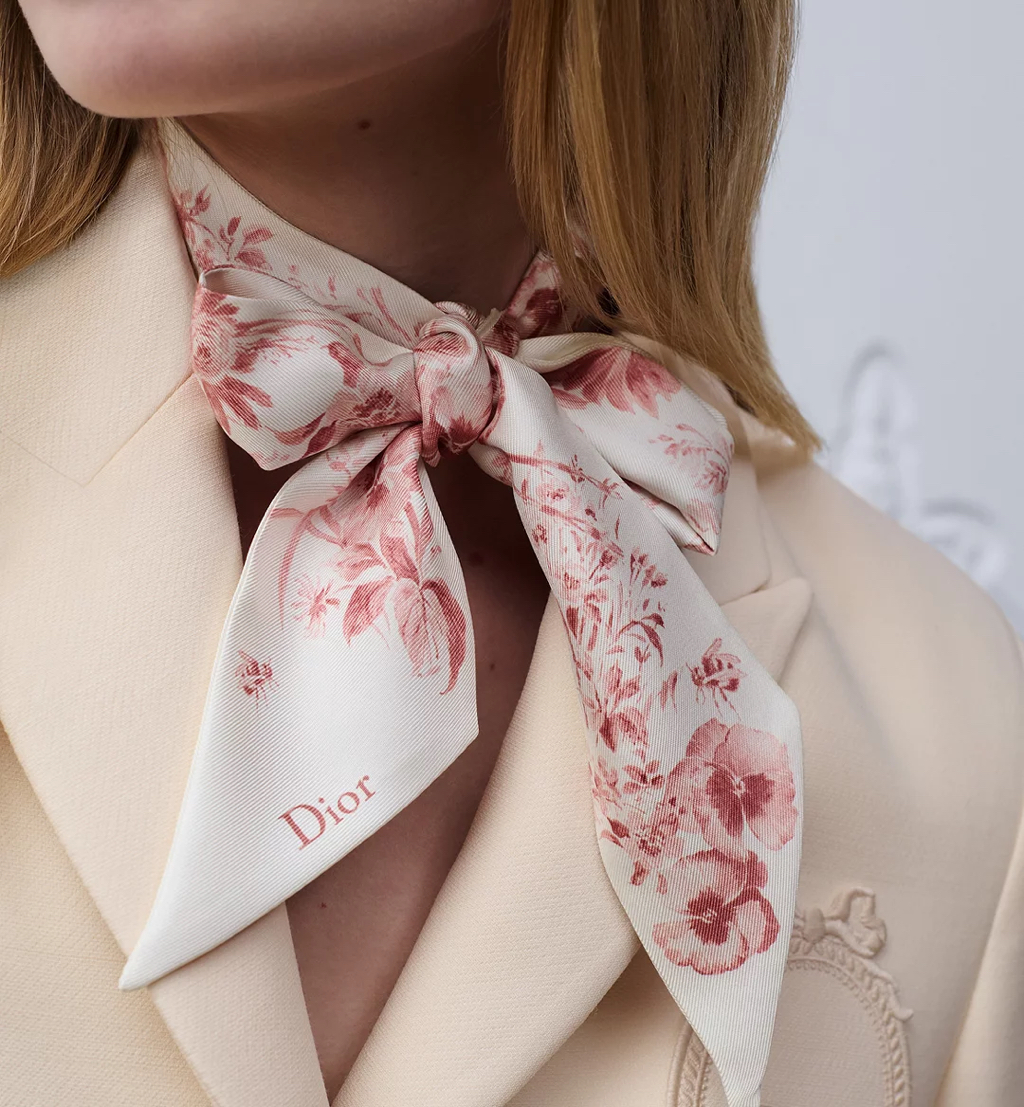 Dior-디올-신상-스카프-3-이미지