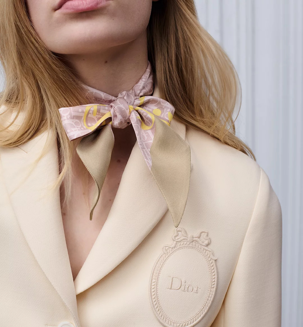 Dior-디올-신상-스카프-15-이미지