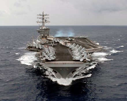 니미츠급-항공모함의-생활-일부-0-이미지