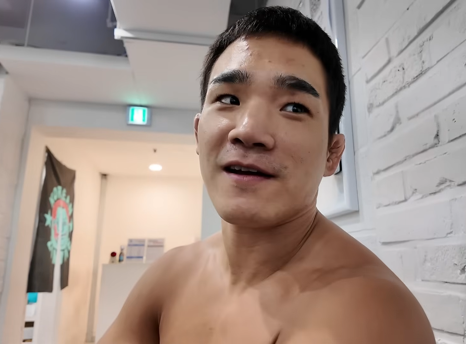 최근-스파링-파트너들이-다양해-진-듯한-코좀-체육관-7-이미지