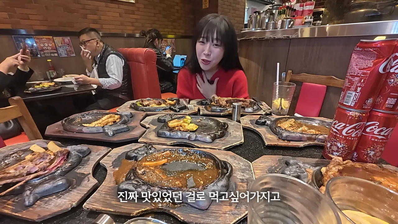 홍콩에서-철판-스테이크-먹방한-쯔양ㄷㄷ-42-이미지