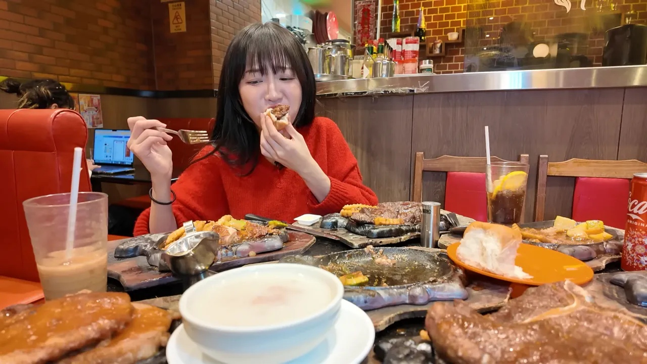 홍콩에서-철판-스테이크-먹방한-쯔양ㄷㄷ-31-이미지