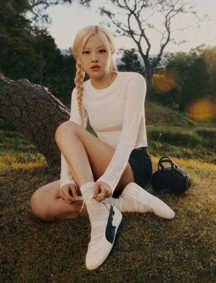 현재까지도-유행인-스포츠브랜드-메리제인-4-이미지