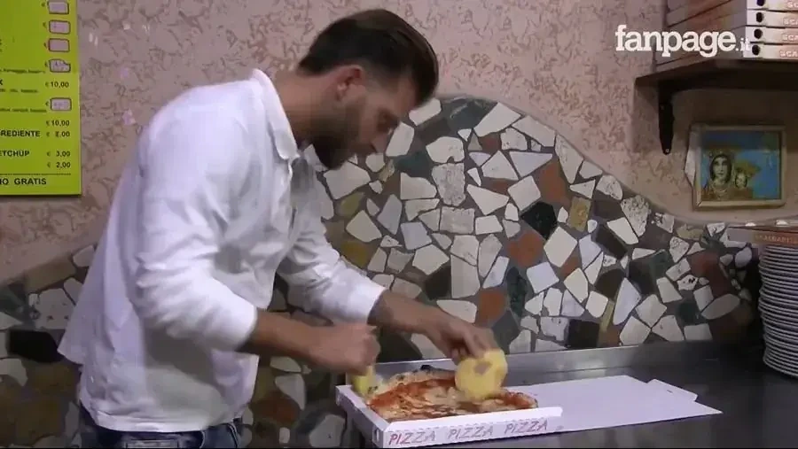 나폴리-사람들을-상대로-실제-파인애플-피자-실험-3-이미지