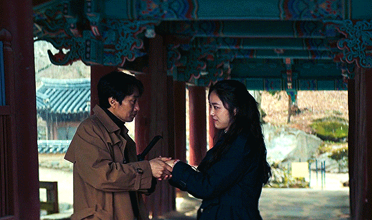 박찬욱-영화-＜헤어질-결심＞-다음주-넷플에서-내려감-2-이미지