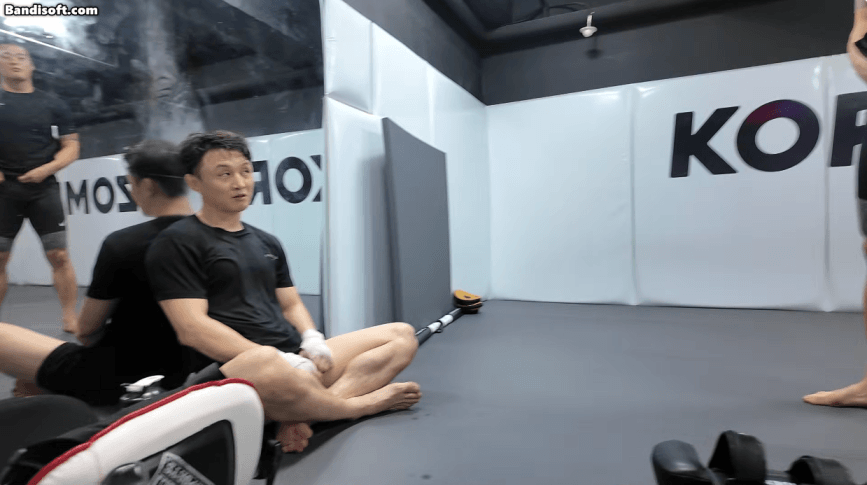 레슬링-훈련하는-최두호-선수와-황인수-선수-0-이미지