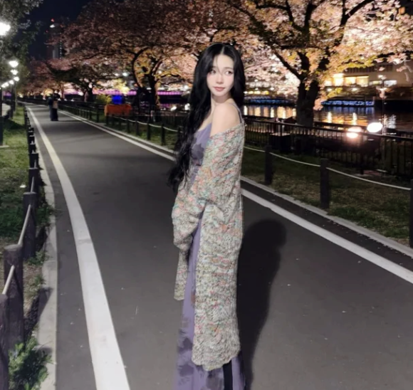 카리나가-입은-원피스-가격-2-이미지