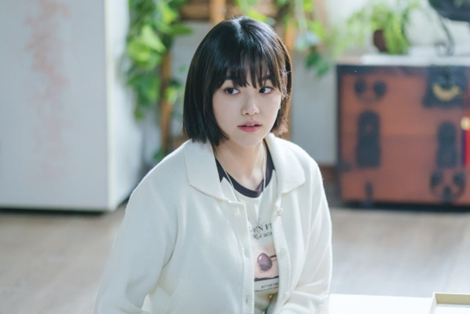 지금까지-안-해본-배역하는-거-같은-강미나.jpg-1-이미지