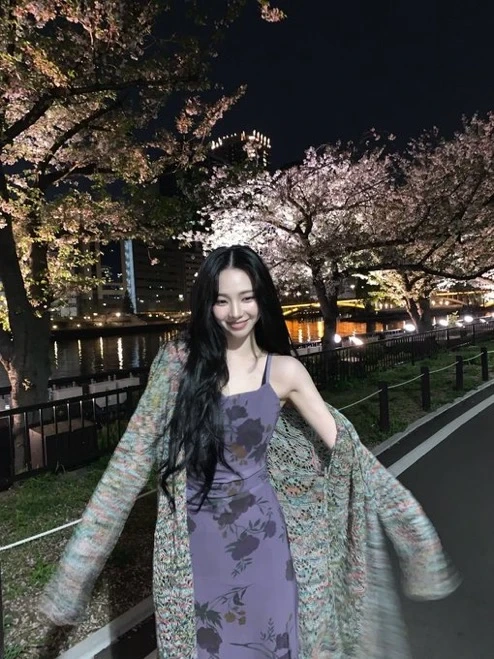 카리나가-입은-원피스-가격-0-이미지