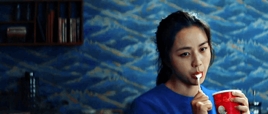 박찬욱-영화-＜헤어질-결심＞-다음주-넷플에서-내려감-1-이미지