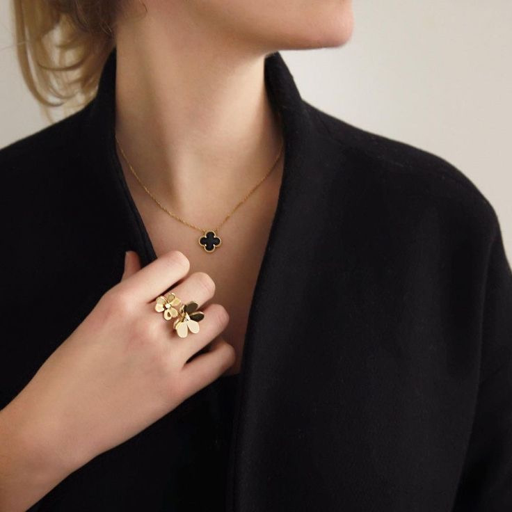 전-세계적으로-가장-히트-친-목걸이가-아닐까-하는-.jpg-8-이미지