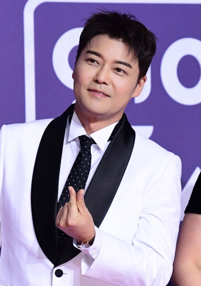 전현무,-'친정'-KBS-월드컵-중계진-합류-0-이미지