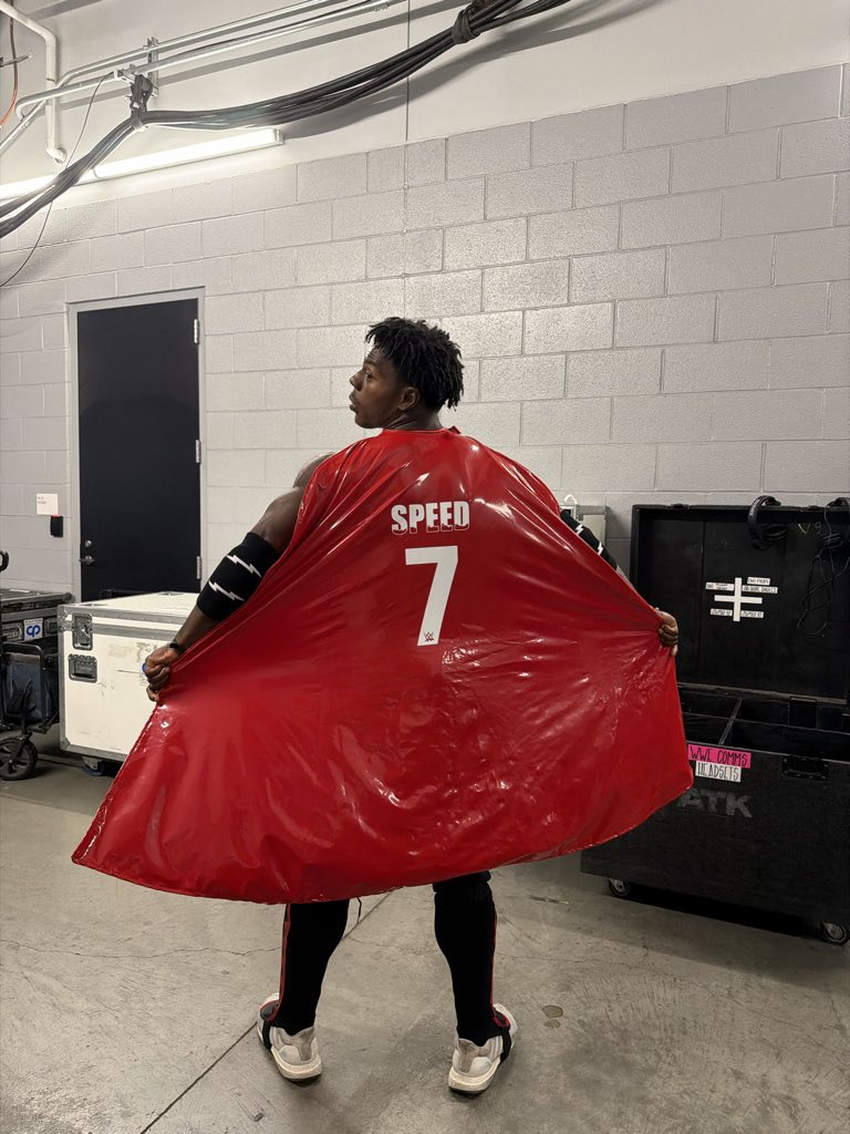 레슬매니아에-참전해-고난이도-기술-선보인-아이쇼-스피드.jpgif-5-이미지