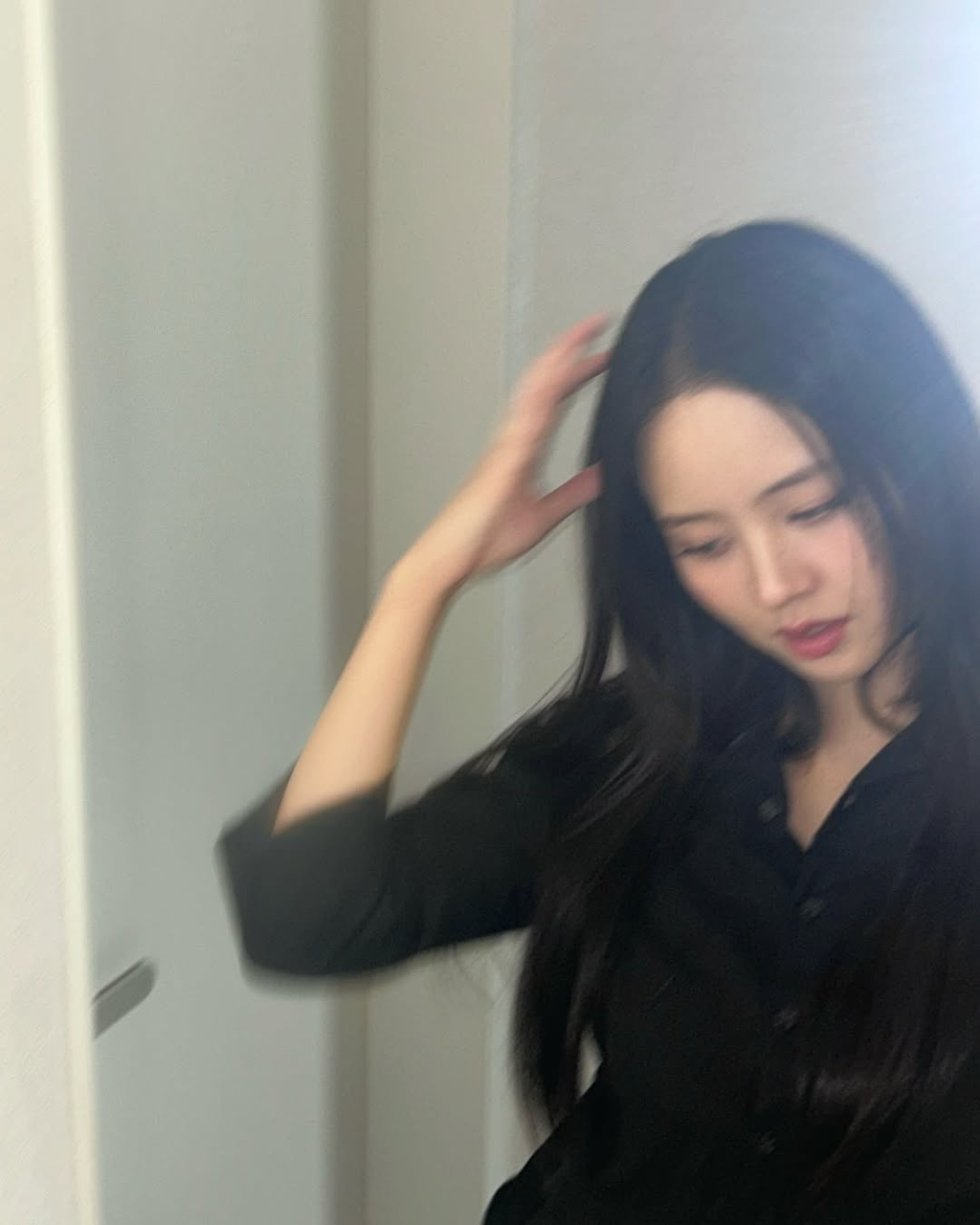 최근-반응-좋은-김소현-스타일링-6-이미지