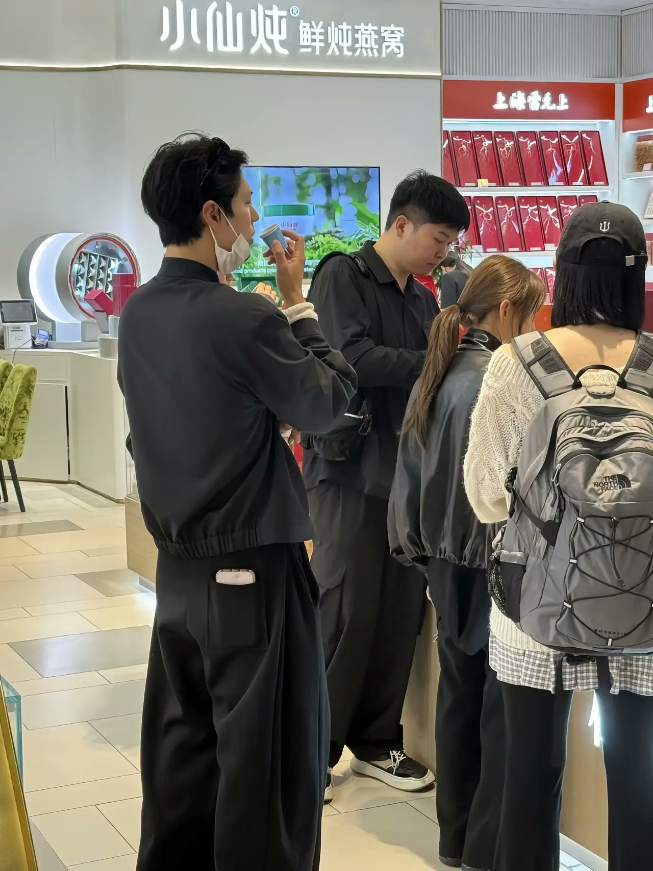 만난지-이틀만에-친해진-중국-배우-촬영장에-놀러간-박보검-11-이미지