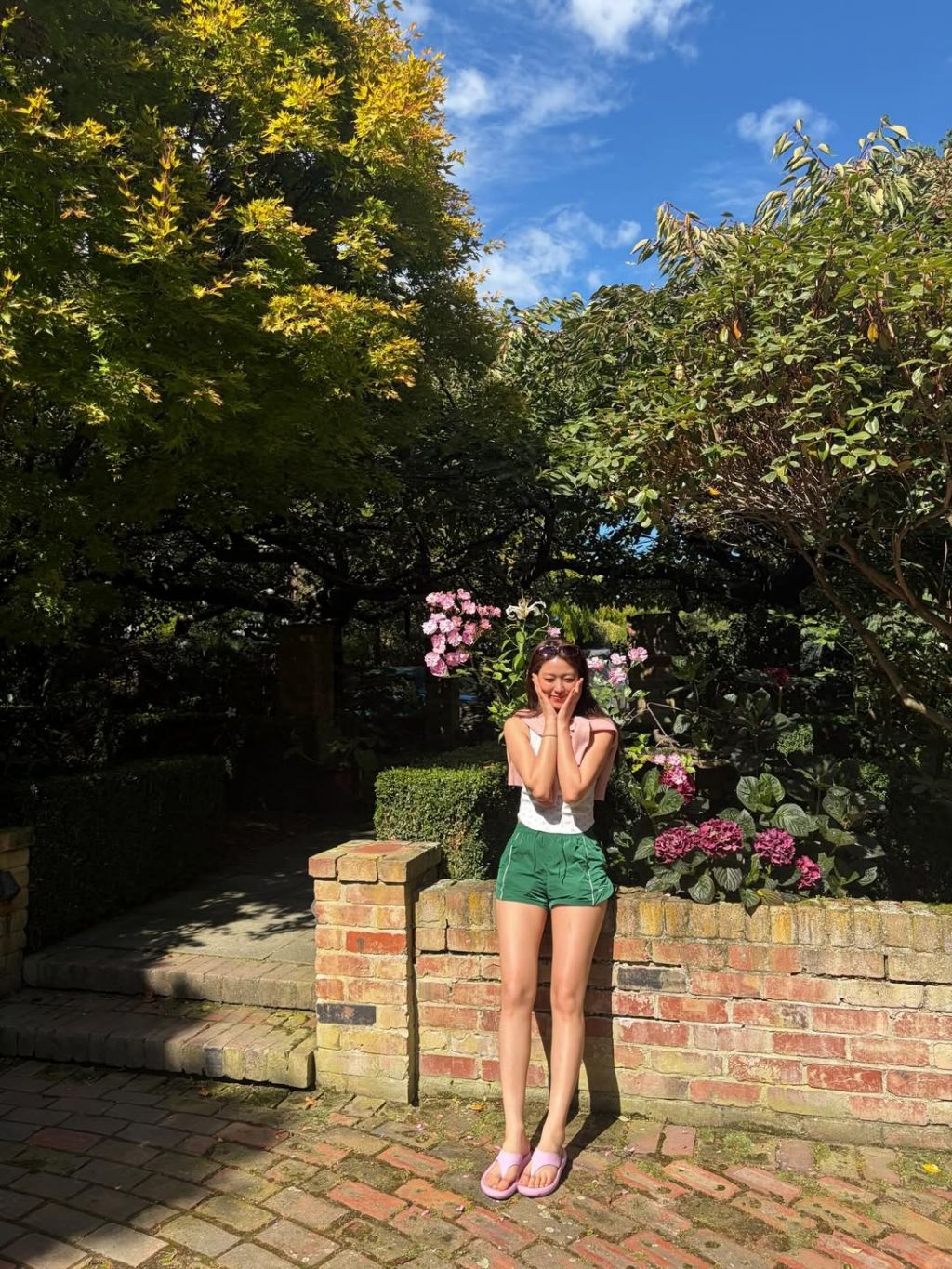 설현-근황.jpg-2-이미지