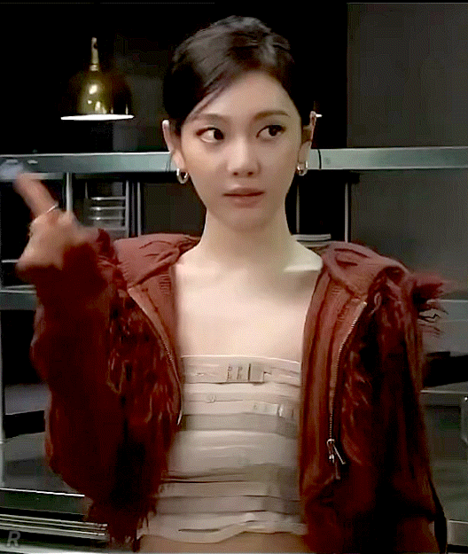 레모네이드-말아주는-에스파-닝닝.gif-1-이미지