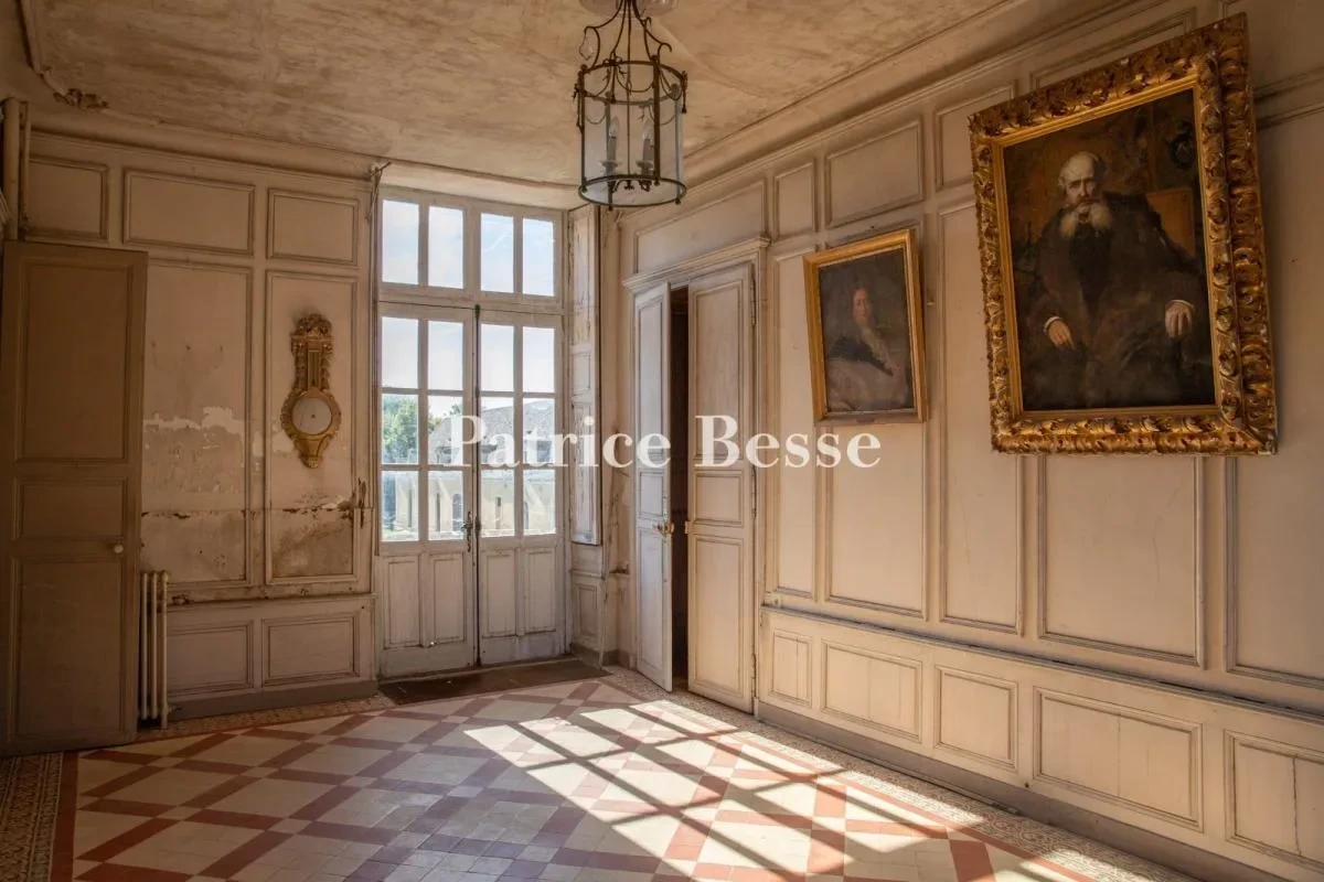 매물로-나온-유럽의-어느-성(castle)-8-이미지