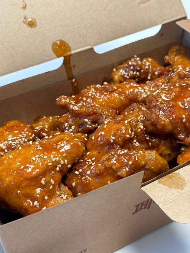 진짜-너무-맛있는-페리카나-양념치킨-1-이미지