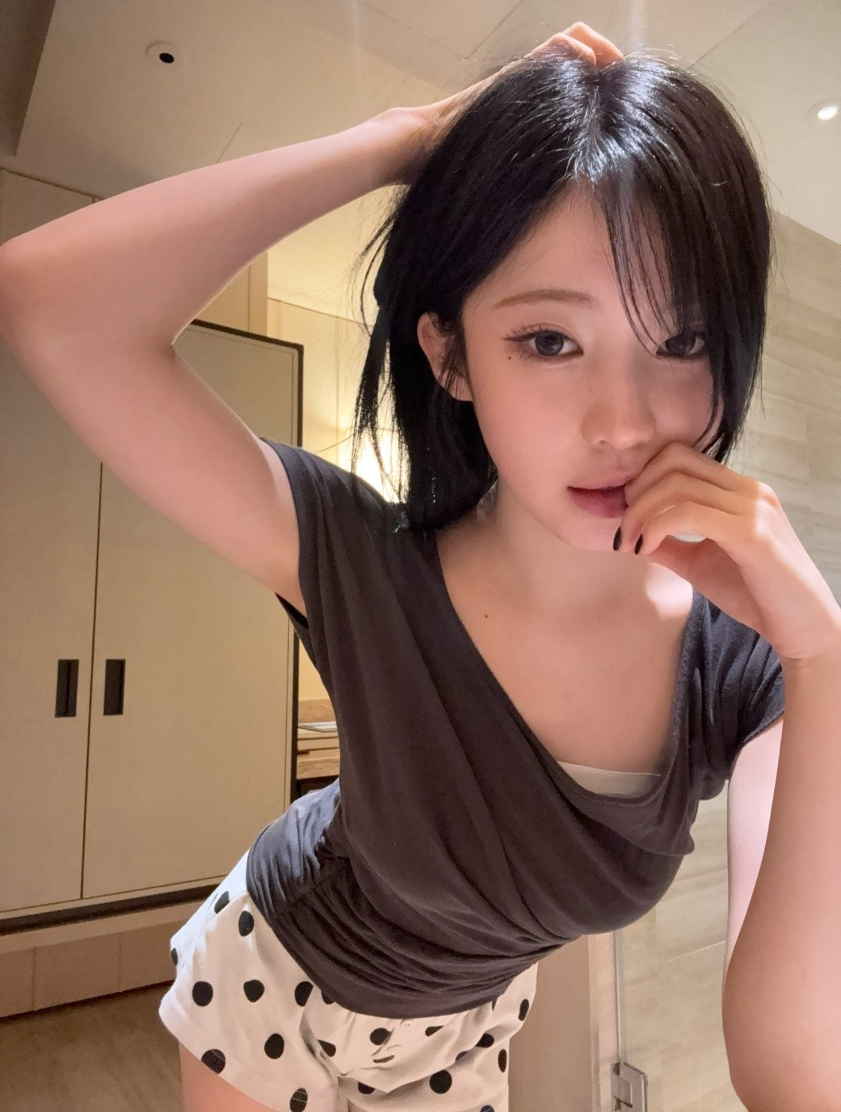 엑소-카이와-컨텐츠-촬영한듯한-베몬-아사.gif-5-이미지