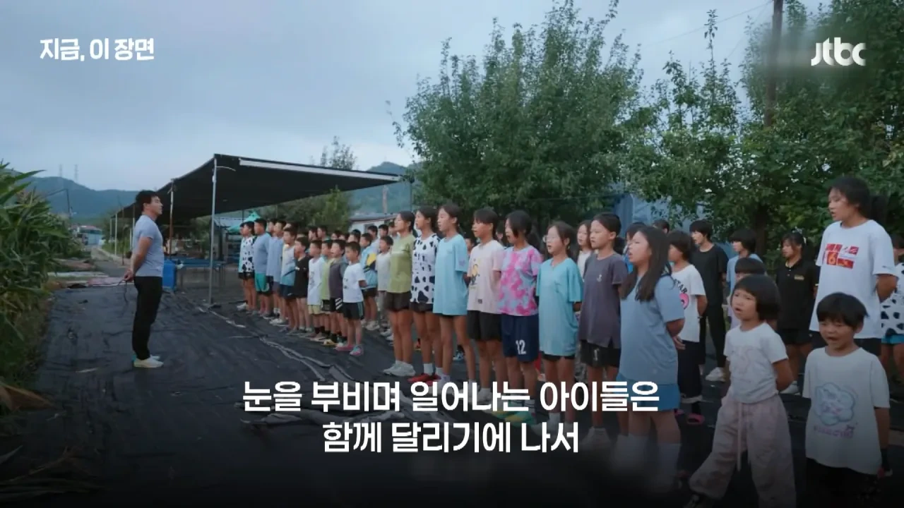 30년간-300명-입양한-중국-'슈퍼-아빠'…"뿌린대로-거둔다"-3-이미지