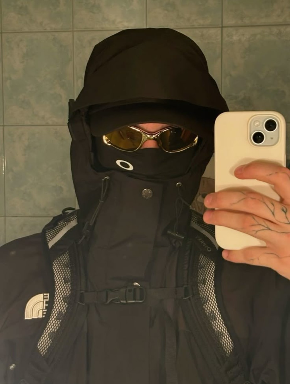 리브랜딩한-선글라스-브랜드-레이밴-최근-광고들-19-이미지