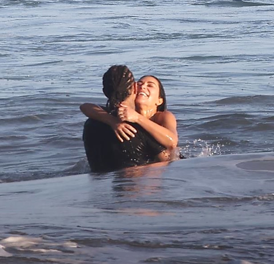 킴-카다시안-&-루이스-해밀턴-커플-근황-9-이미지