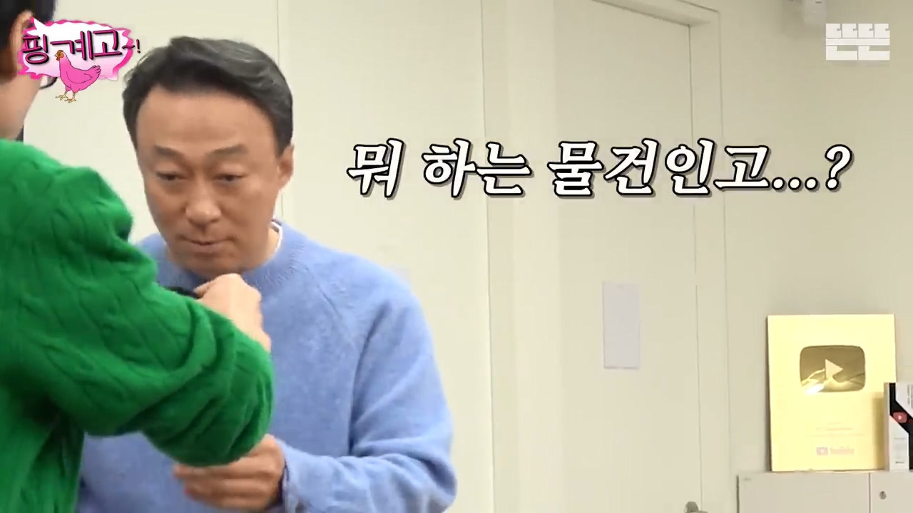 ???-:-작품-홍보하러-왔다가-어쩌다-보니-해외여행까지.....jpg-3-이미지