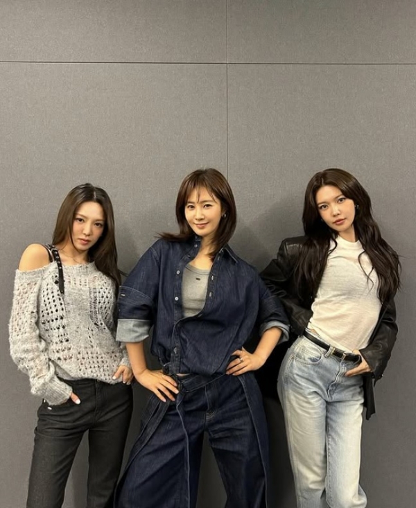 [단독]-소녀시대-유닛-'효리수',-유재석-만난다…효연·유리·수영-'유퀴즈'-출격-0-이미지