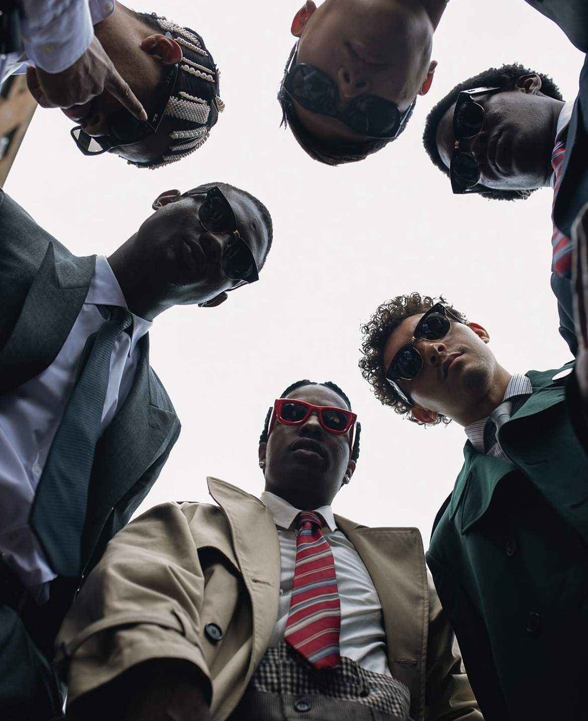 리브랜딩한-선글라스-브랜드-레이밴-최근-광고들-2-이미지