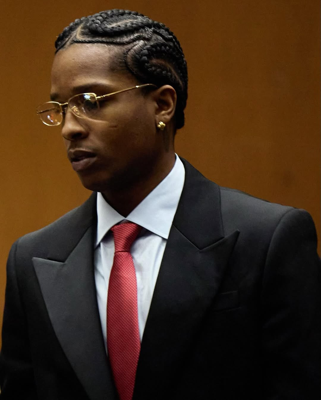 리브랜딩한-선글라스-브랜드-레이밴-최근-광고들-15-이미지