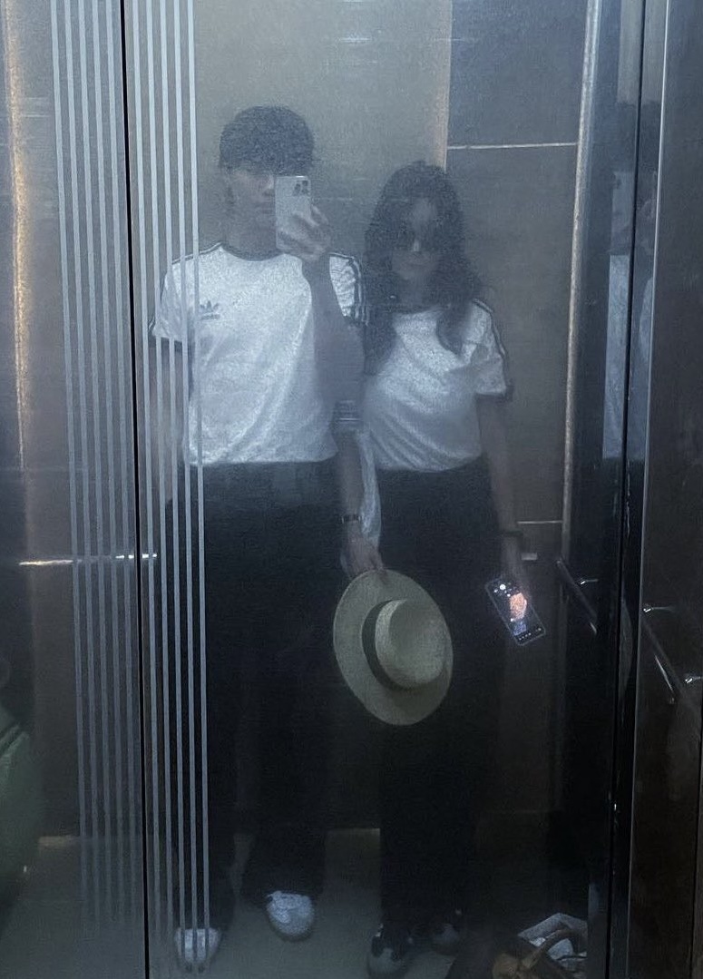 가수-우즈-인스타에-올라온-커플-사진...jpg-6-이미지