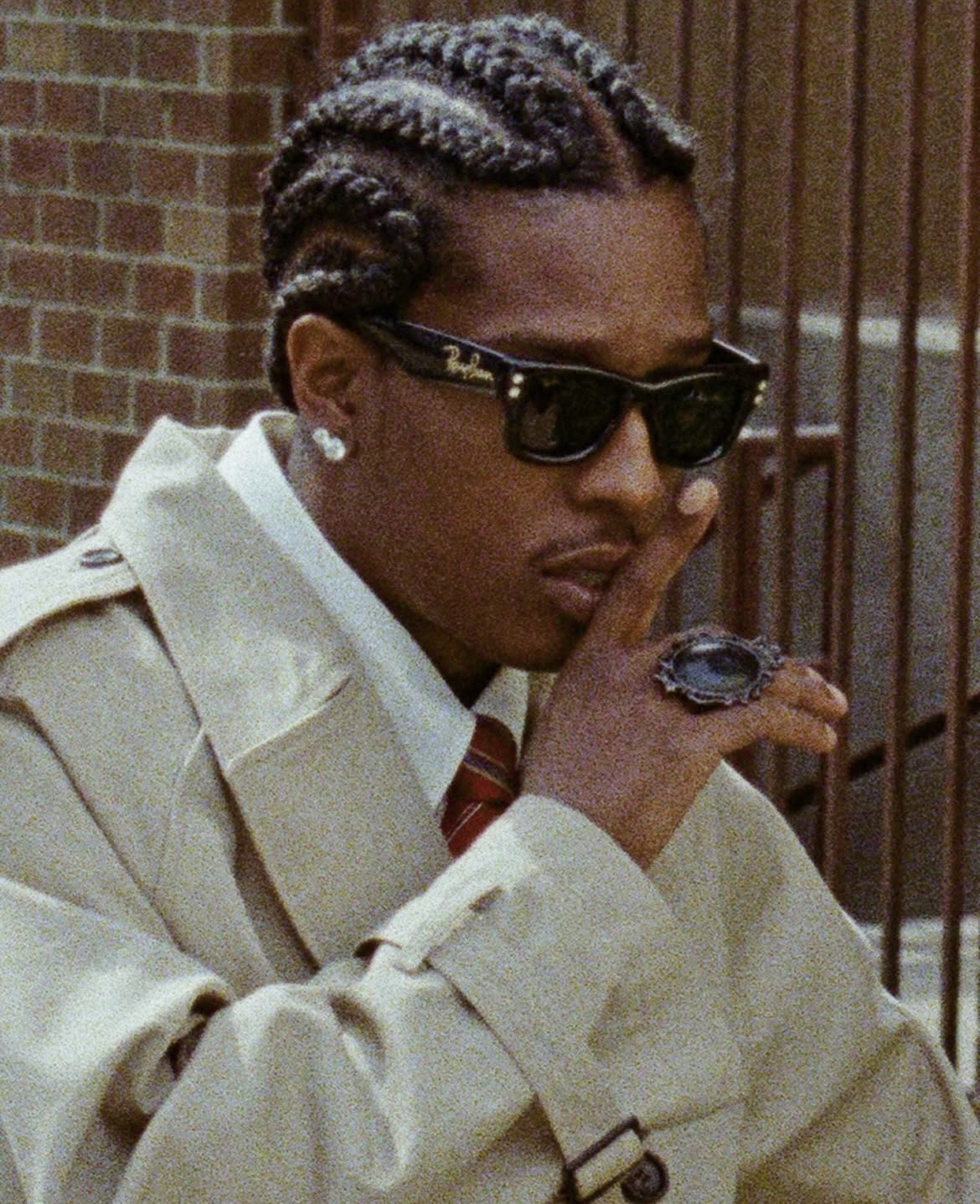 리브랜딩한-선글라스-브랜드-레이밴-최근-광고들-13-이미지