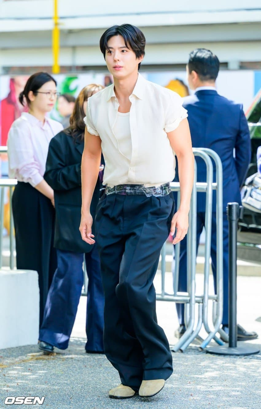 실시간-성수동에서-목격된-박보검-9-이미지