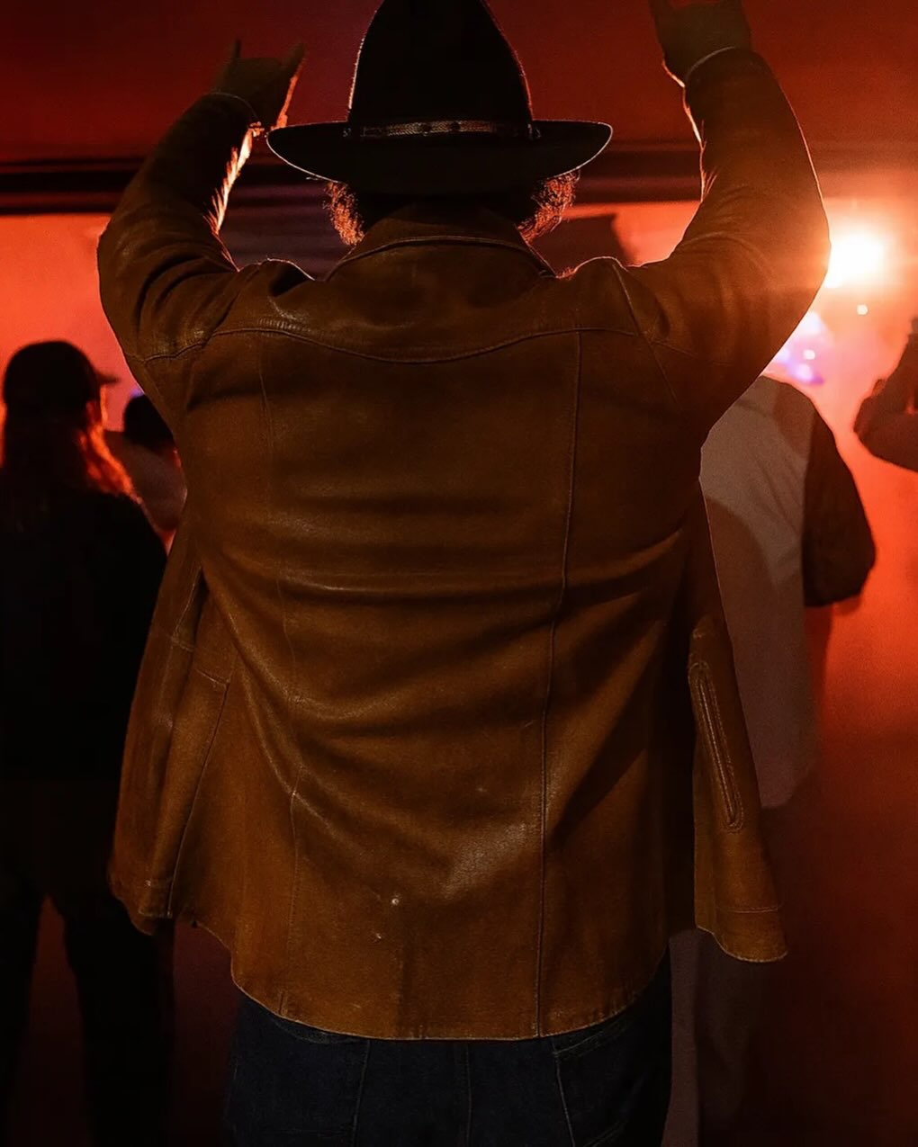 한-자켓을-30년동안-입은-헐리웃-배우-12-이미지