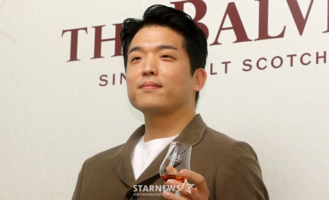 [속보]안성재-모수-서울-'와인-바꿔치기'-논란-사과-"재발방지-약속"[전문]-0-이미지