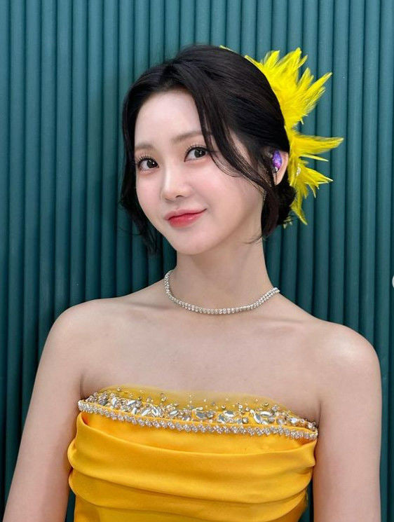 외모와-실력-둘-다-겸비한-차세대-트롯-여왕-홍지윤-5-이미지