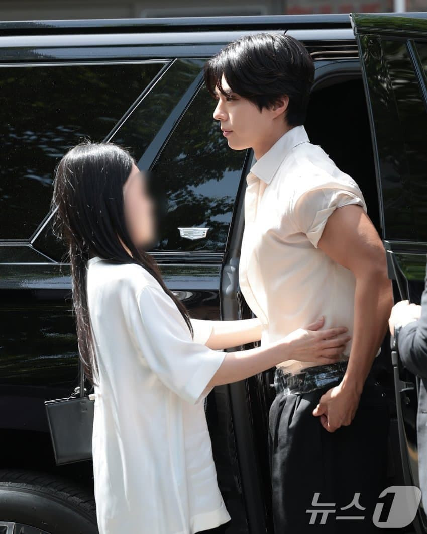 오늘자-박보검-성수동-다이슨-행사.jpg-1-이미지