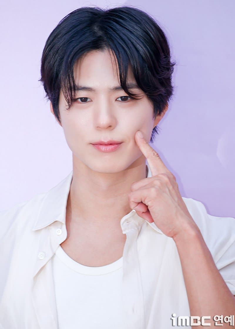 실시간-성수동에서-목격된-박보검-3-이미지